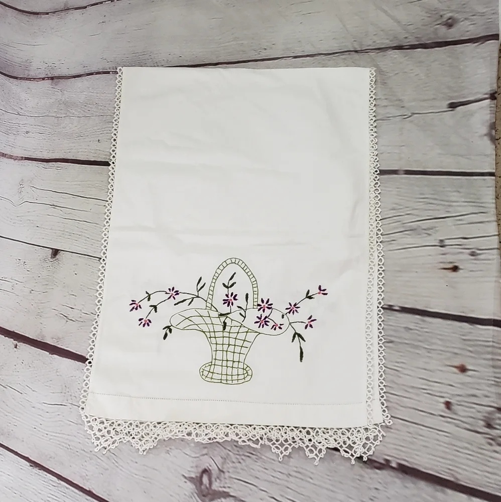 Embroidered Table Runner Basket Flowers